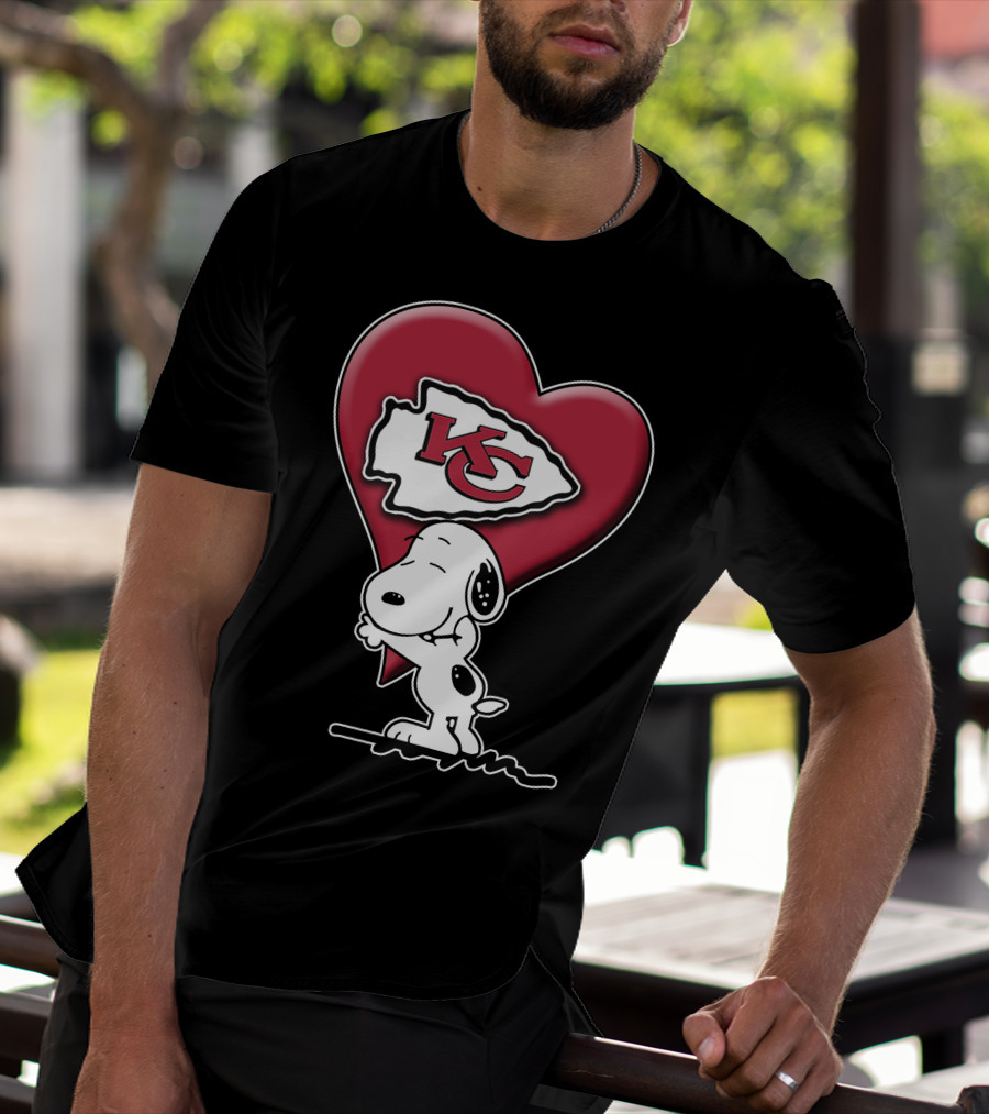 Snoopy Kansas City Chiefs Heart T-Shirt