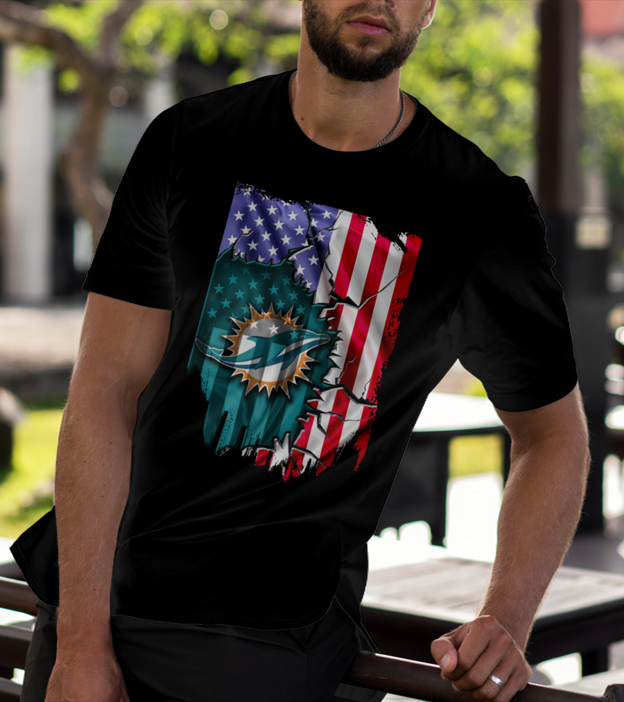 Flag V2 Miami Dolphins American Flag Football Team T-Shirt