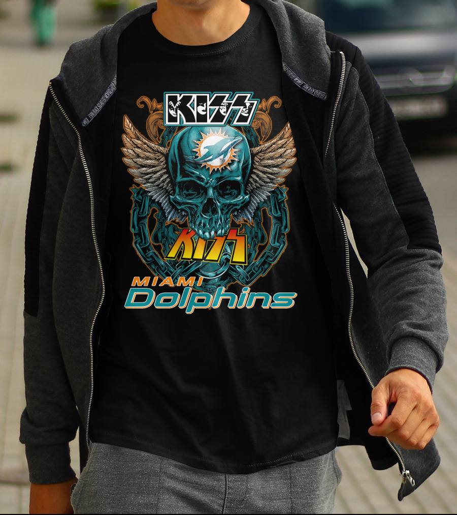 Kiss Miami Dolphins Skull Art With Wings And Chains T-Shirt