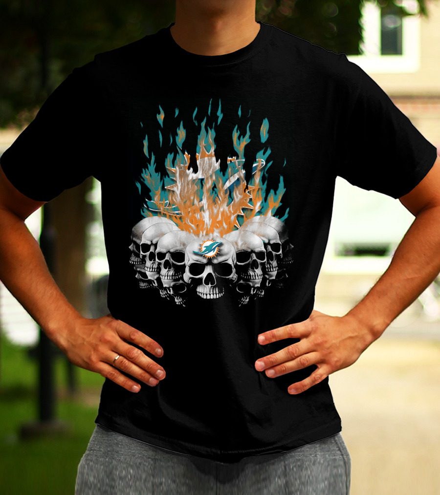 Miami Dolphins Skull Flames Graphic 18 T-Shirt