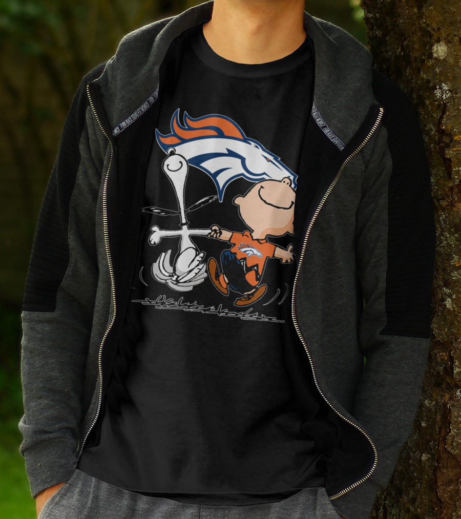 Snoopy Charlie Brown Dancing With Denver Broncos T-Shirt