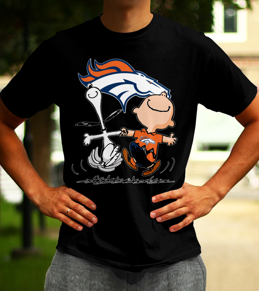 Snoopy Charlie Brown Dancing With Denver Broncos T-Shirt