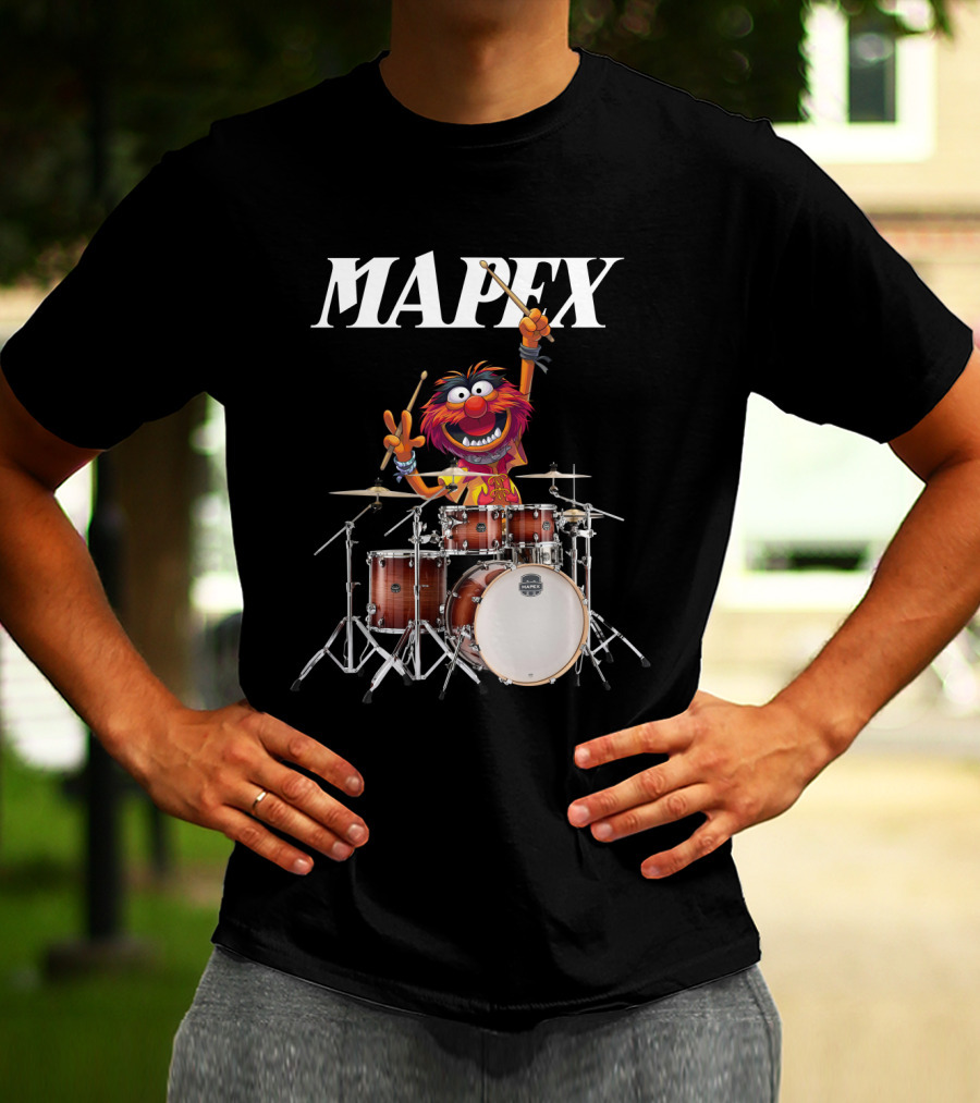 Mapex Animal From The Muppets Playing Drums Enthusiastically T-Shirt