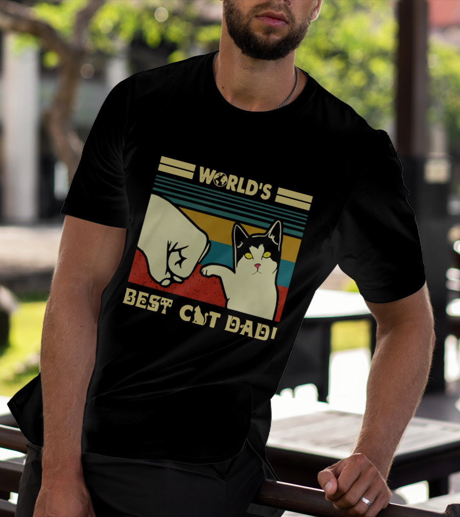 World's Best Cat Dad Fist Bump Retro Stripe T-Shirt