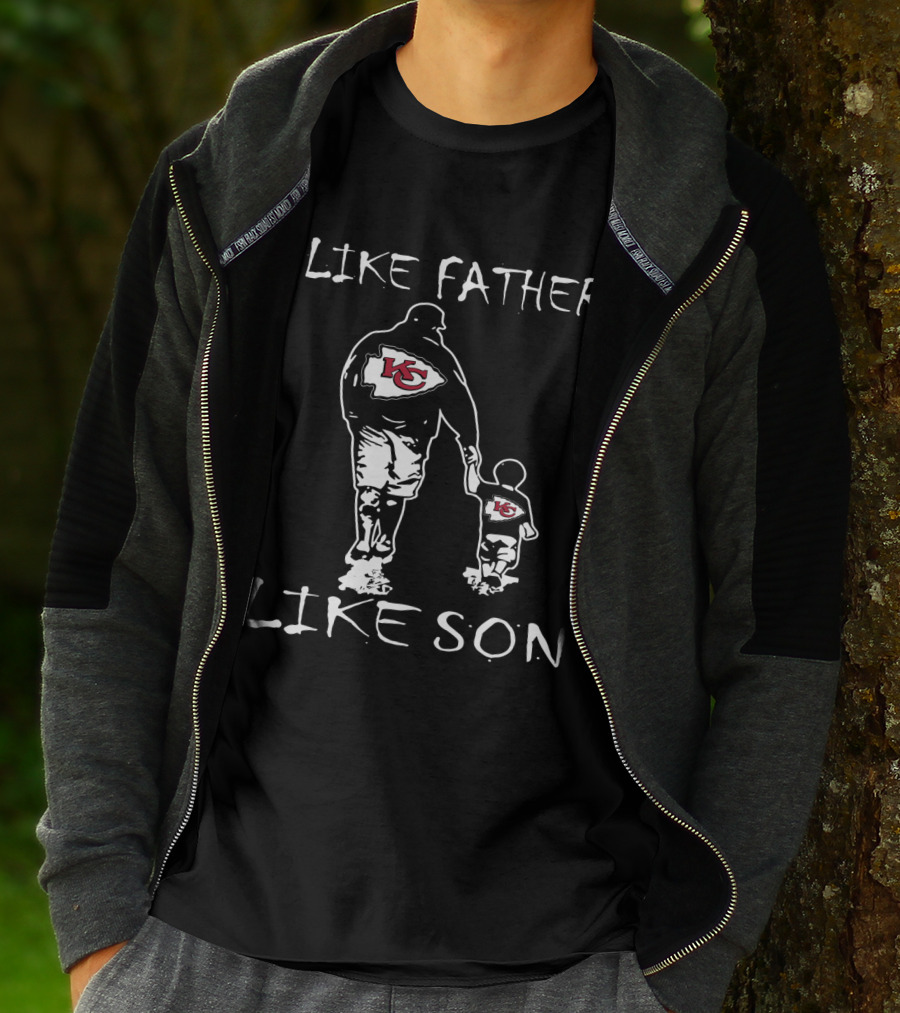Like Father Like Son Kansas City Chiefs Walking Together T-Shirt