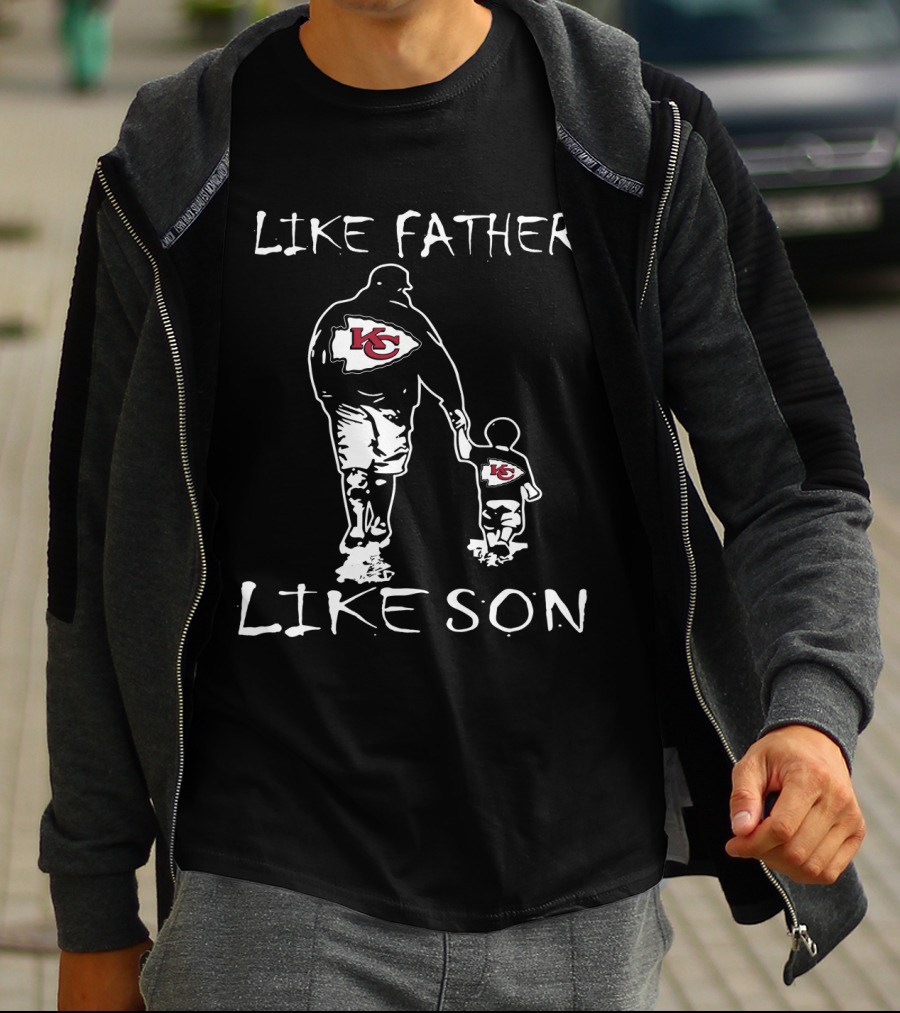 Like Father Like Son Kansas City Chiefs Walking Together T-Shirt
