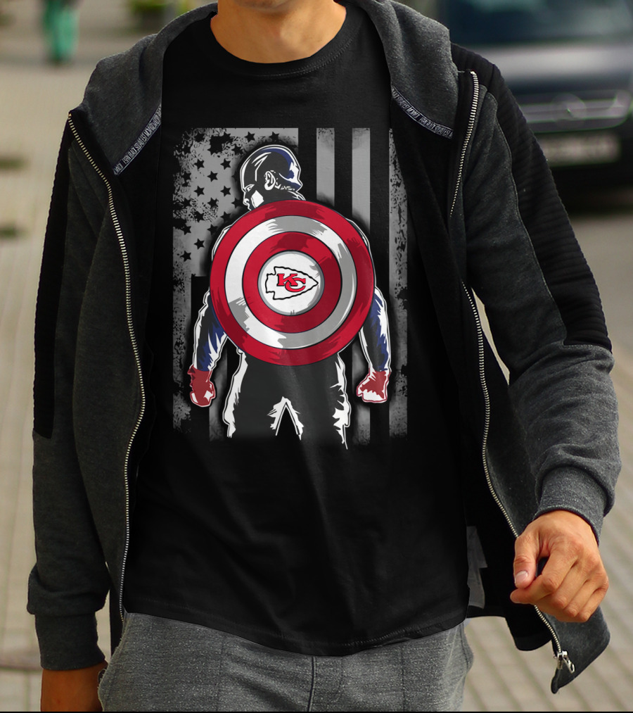 Kansas City Chiefs Captain America Shield With American Flag T-Shirt