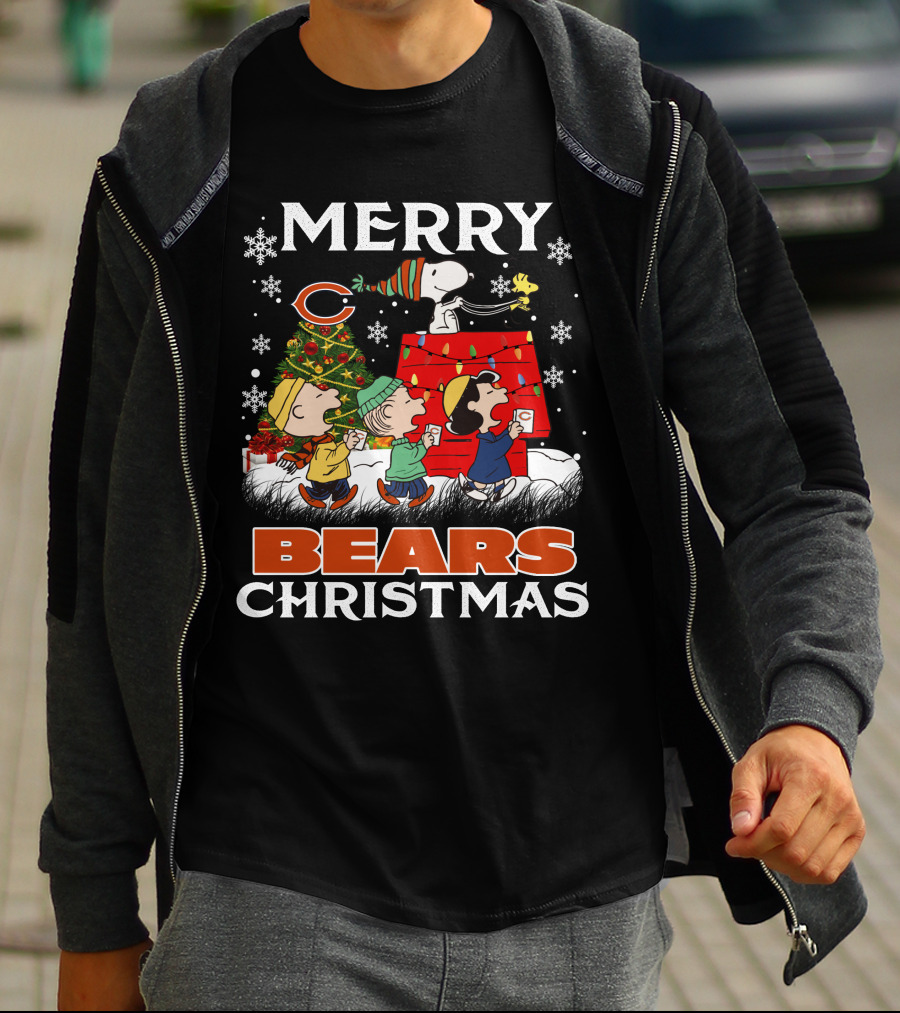 Chicago Bears Snoopy Merry Christmas Peanuts Holiday T-Shirt