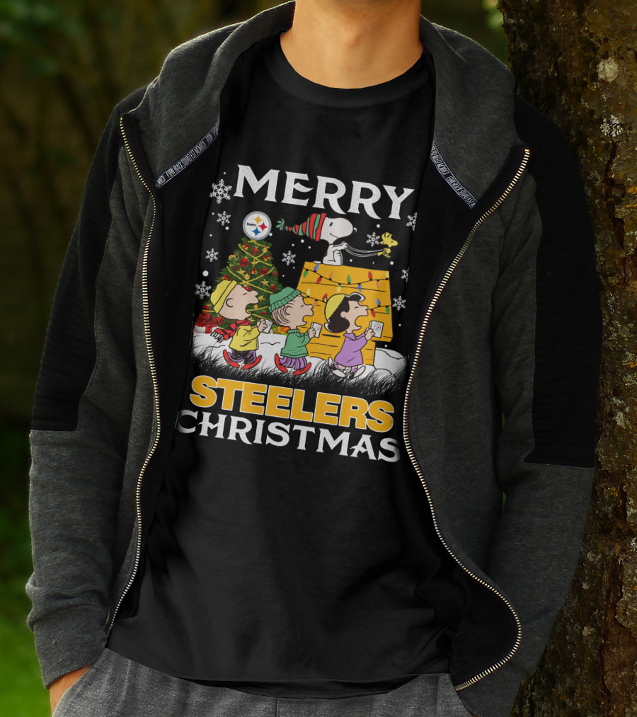 Merry Christmas Steelers Snoopy Peanuts Characters Weihnachten T-Shirt