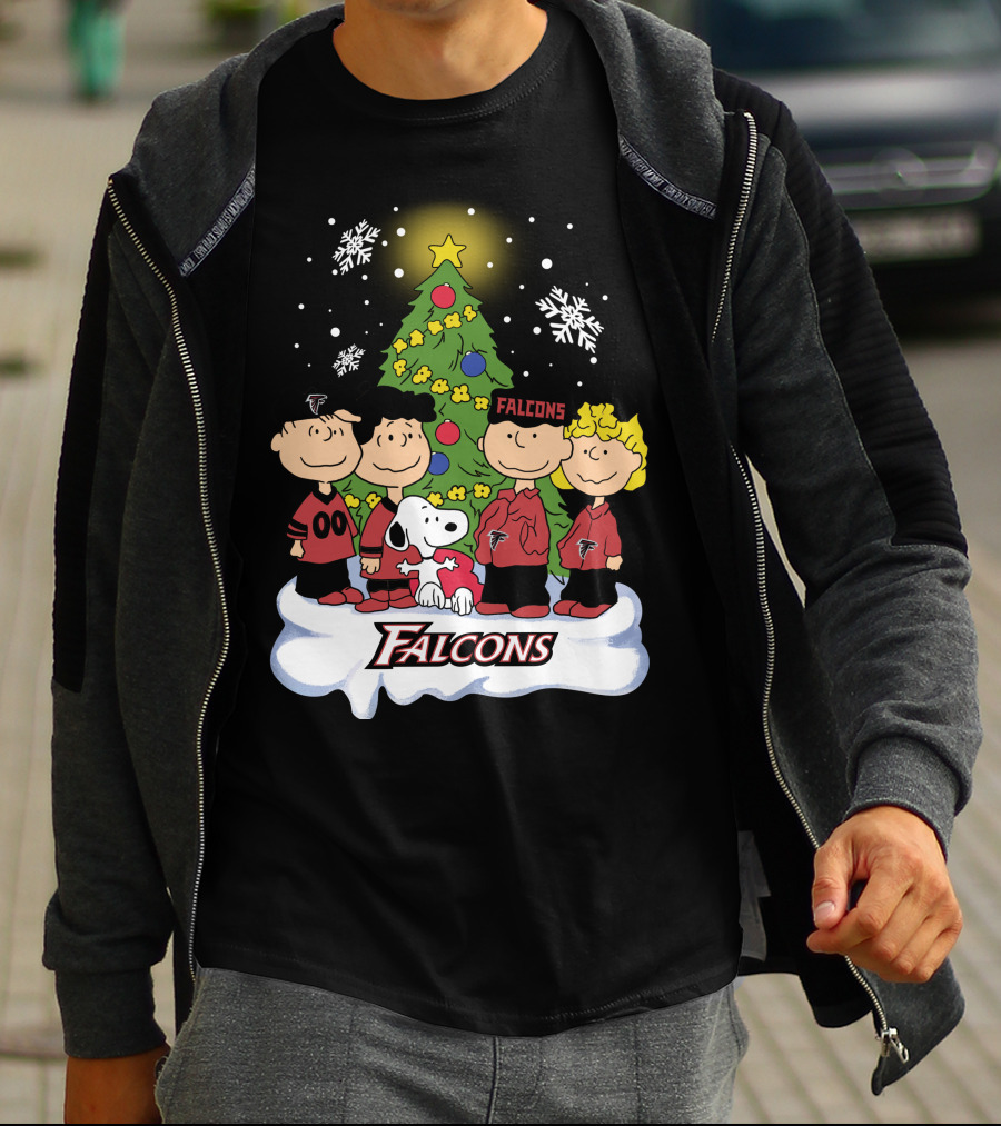 Snoopy Atlanta Falcons Christmas Peanuts Characters Snowflakes Tree T-Shirt