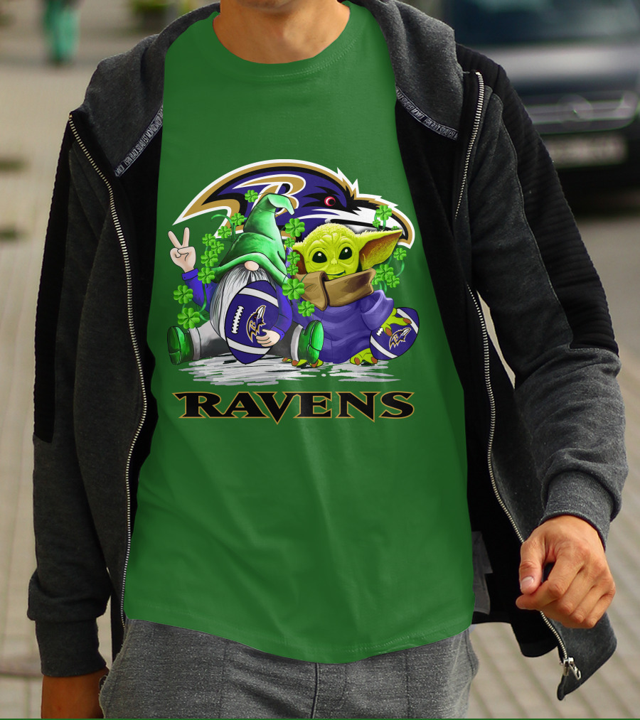 Baltimore Ravens St. Patrick's Day Football Gnome And Baby Alien With Shamrocks T-Shirt
