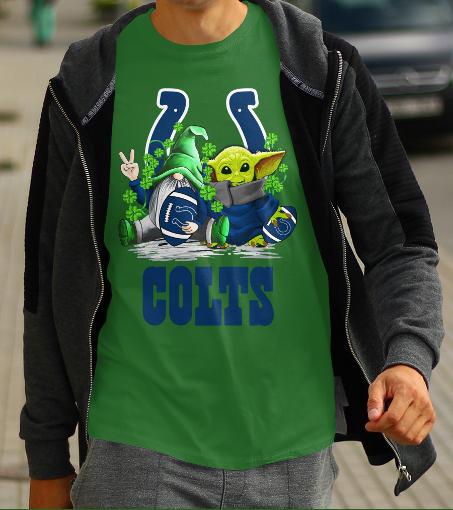 Colts St. Patrick's Day Gnome And Baby Alien Football With Clover T-Shirt