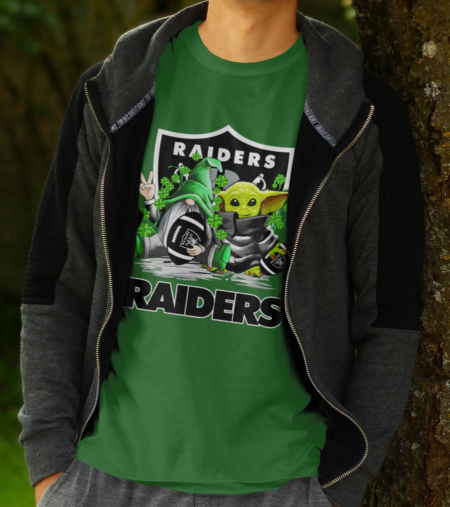 Raiders St. Patrick’s Day Football Gnome And Baby Alien With Clover Footballs T-Shirt