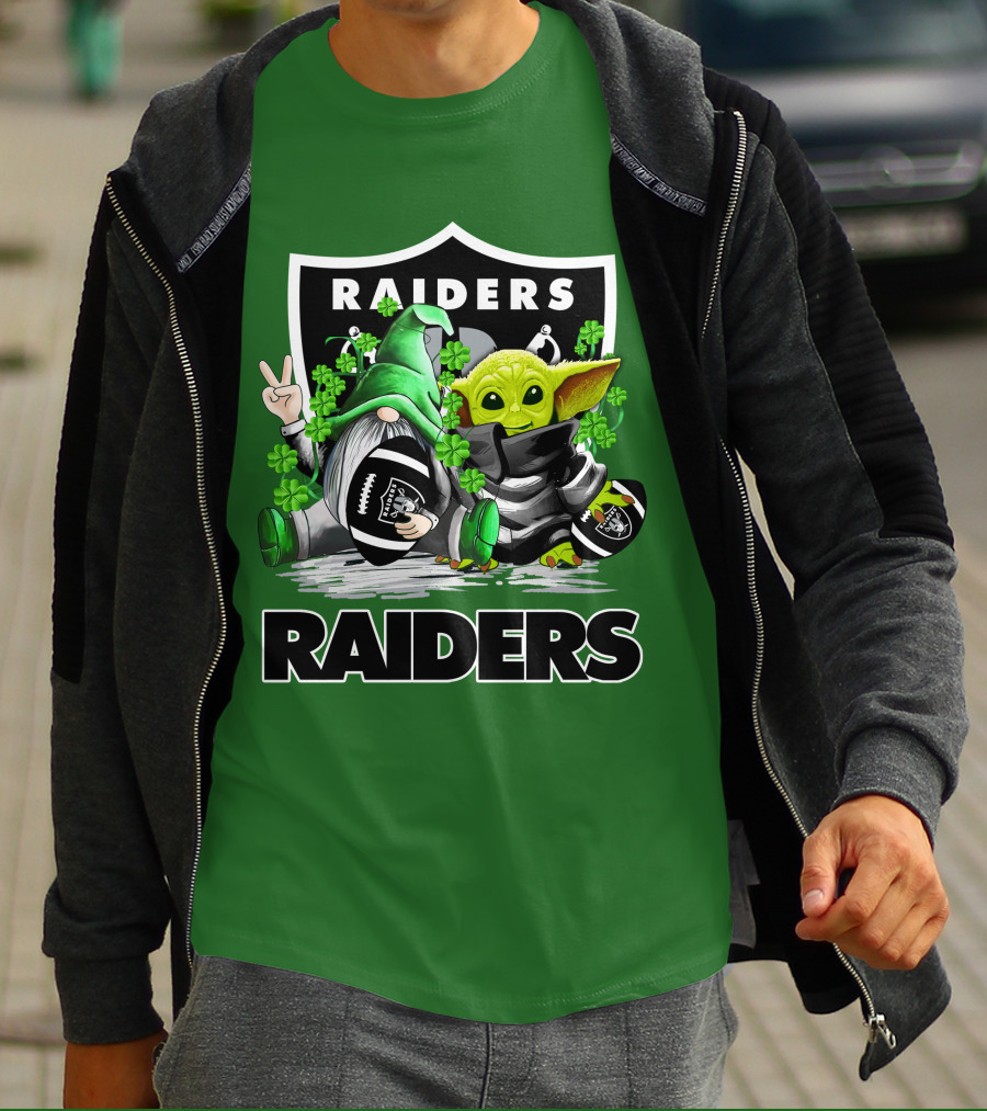 Raiders St. Patrick’s Day Football Gnome And Baby Alien With Clover Footballs T-Shirt