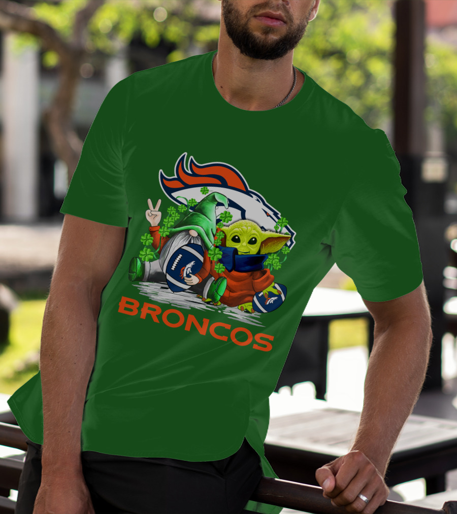 Denver Broncos Football St. Patrick’s Day Gnome And Green Alien With Shamrocks T-Shirt