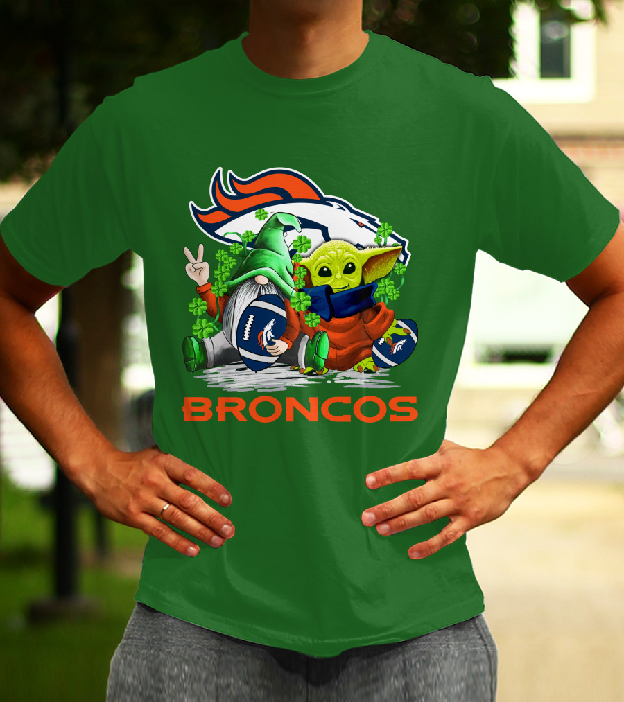 Denver Broncos Football St. Patrick’s Day Gnome And Green Alien With Shamrocks T-Shirt