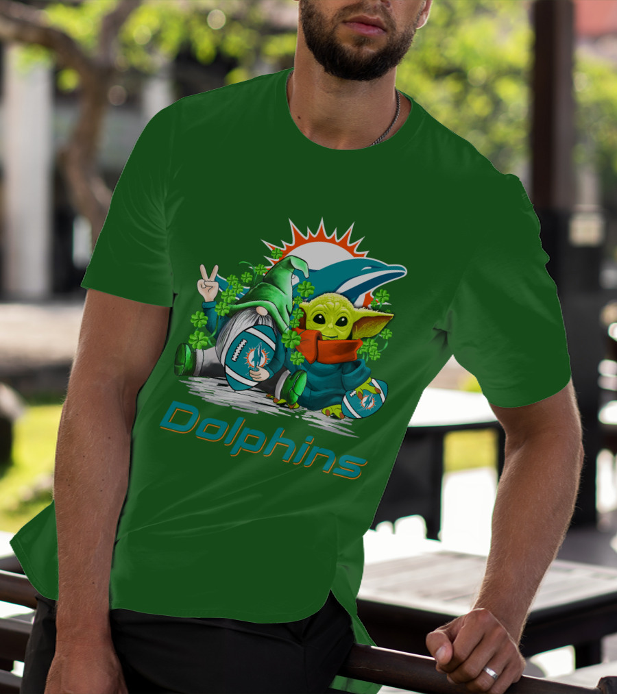 Miami Dolphins St Patrick's Day Football Gnome And Baby Alien With Shamrocks T-Shirt