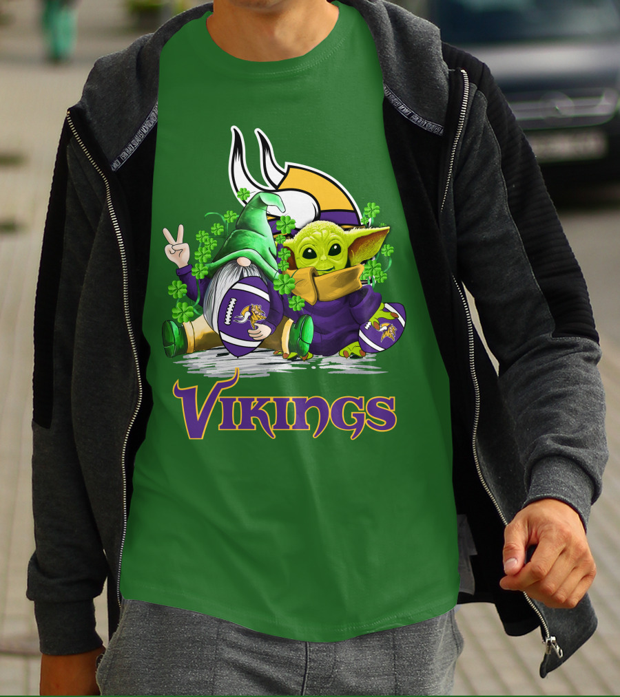 Vikings St. Patrick's Day Gnome And Green Alien With Football T-Shirt