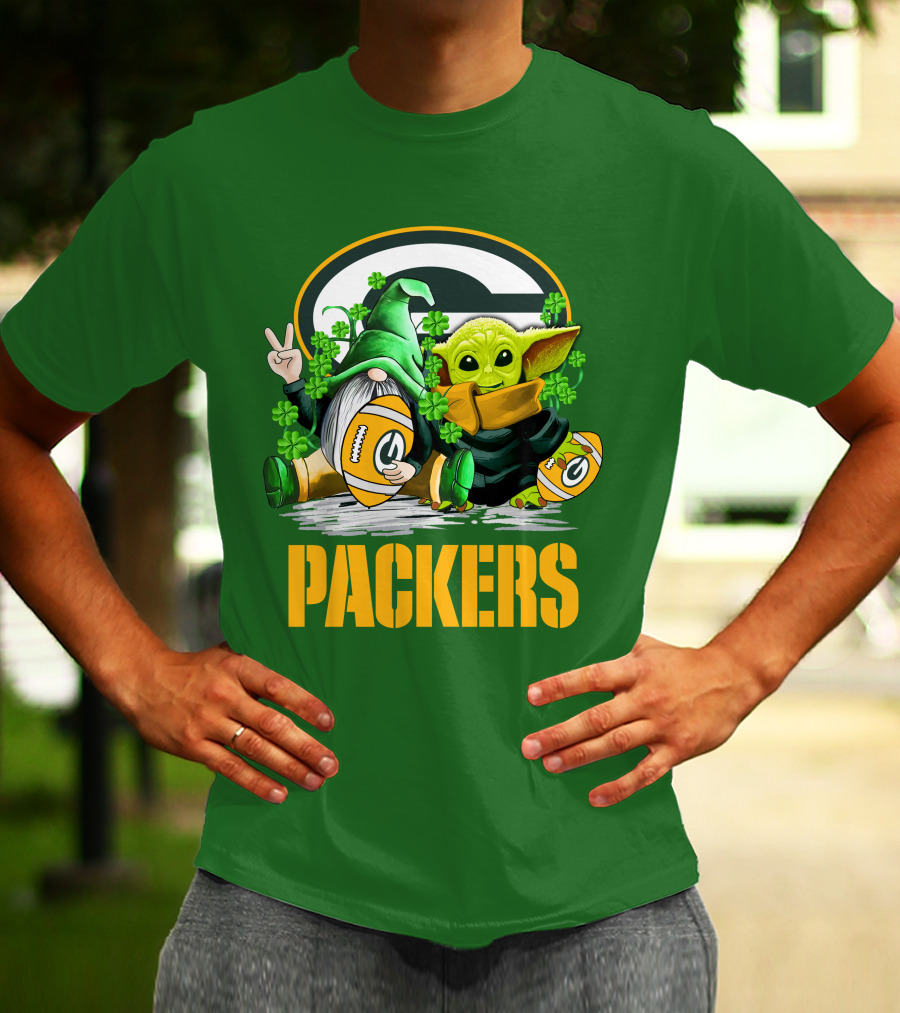 Green Bay Packers Shamrock Gnome And Alien Football St. Patrick's Day T-Shirt