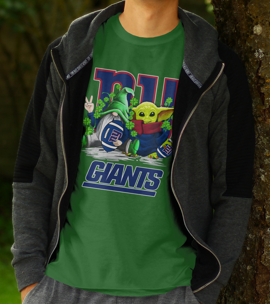 New York Giants Football St. Patrick's Day Gnome And Yoda T-Shirt