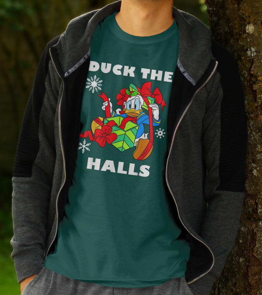 Disney Donald Duck The Halls Christmas Presents Snowflakes T-Shirt
