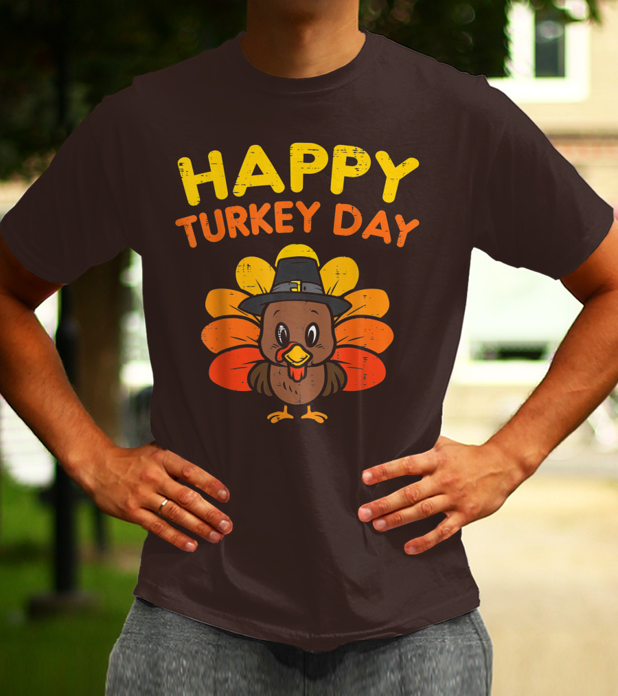 Happy Turkey Day Cute Thanksgiving Pilgrim Turkey T-Shirt