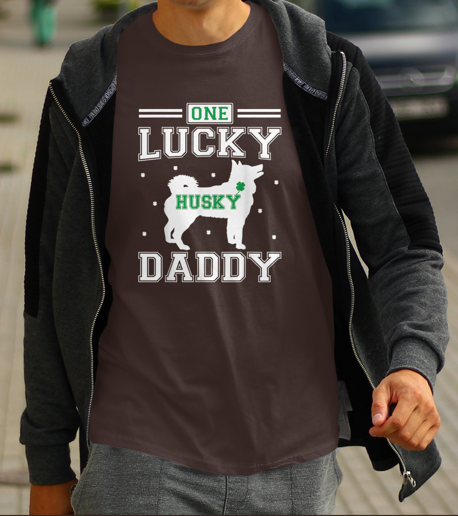 One Lucky Husky Daddy St Patricks Day T-Shirt