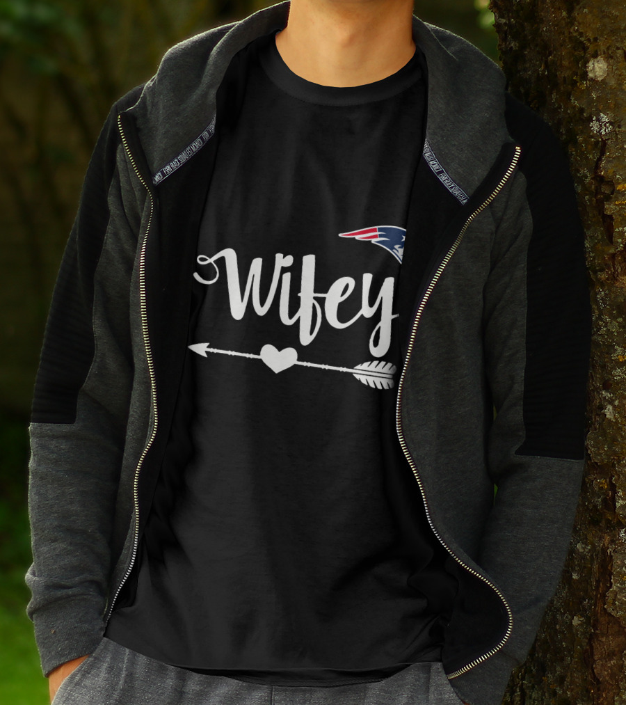 Wifey New England Patriots T-Shirt