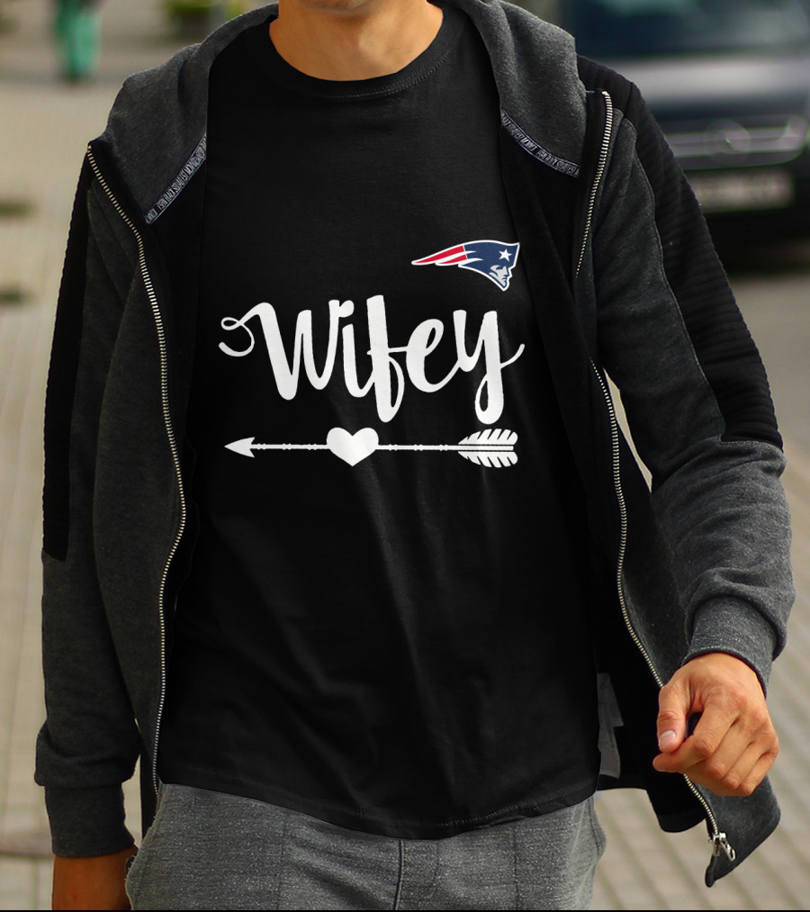 Wifey New England Patriots T-Shirt