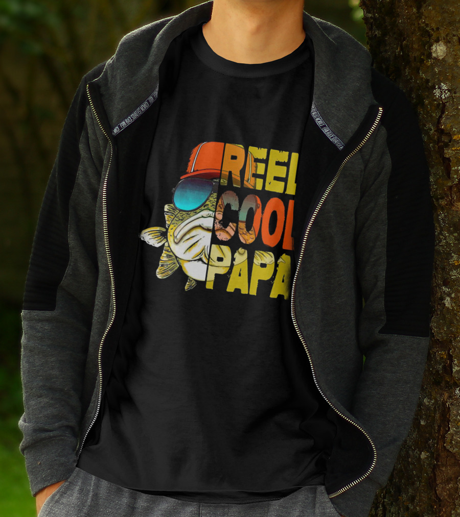 Reel Cool Papa Fish With Sunglasses And Cap T-Shirt