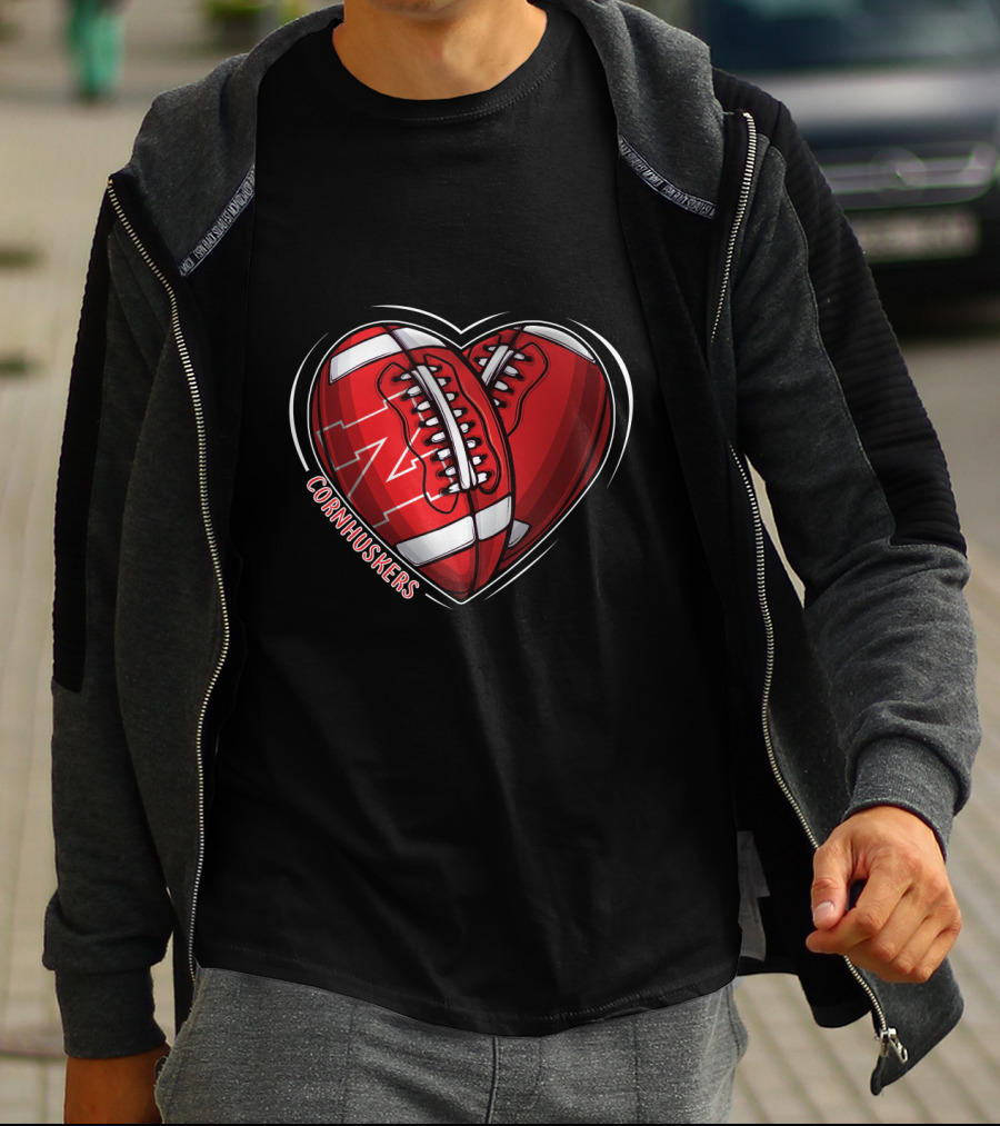 DH 90 NCAA Nebraska Cornhuskers Football Heart T-Shirt