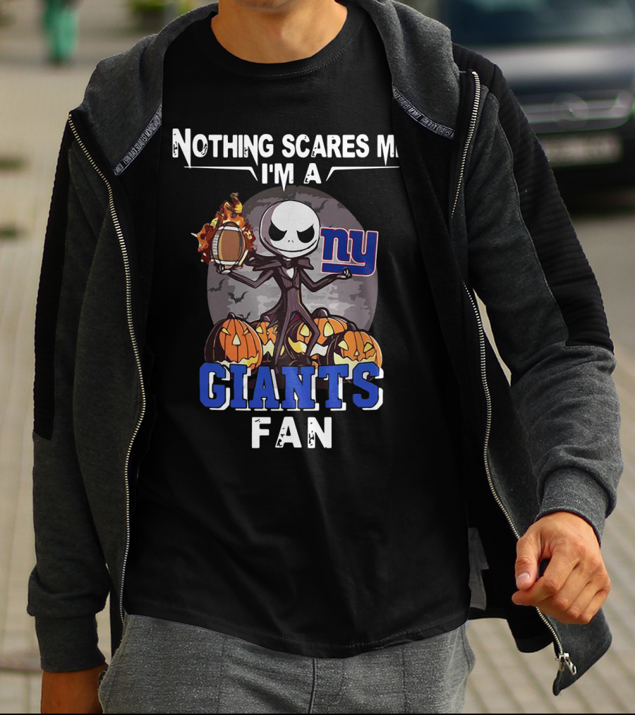 Nothing Scares Me I'm A Giants Fan Jack Skellington Ny Football T-Shirt
