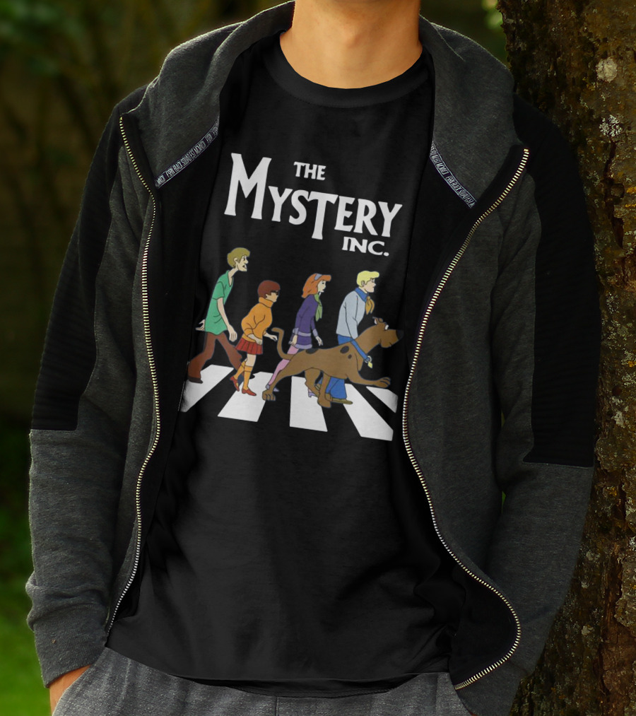 The Mystery Inc. Scooby Doo Abbey Road Walking Classic T-Shirt