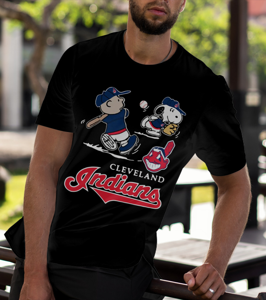 Charlie Brown Snoopy Cleveland Indians Baseball Peanuts T-Shirt