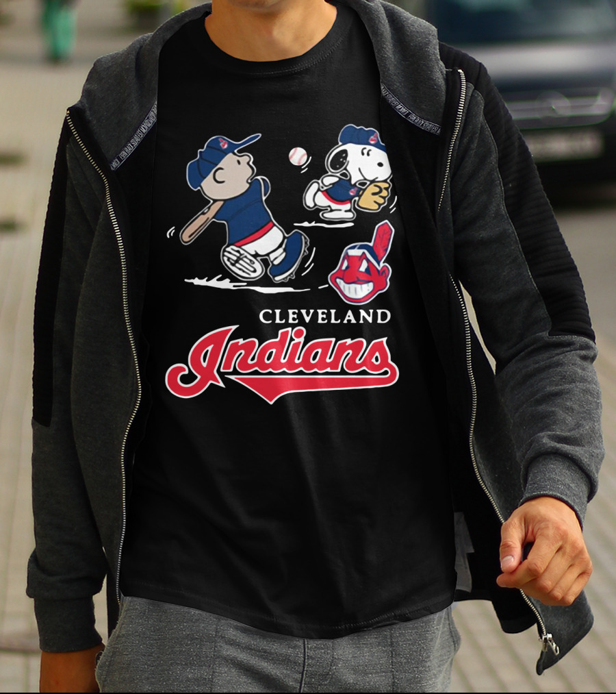 Charlie Brown Snoopy Cleveland Indians Baseball Peanuts T-Shirt