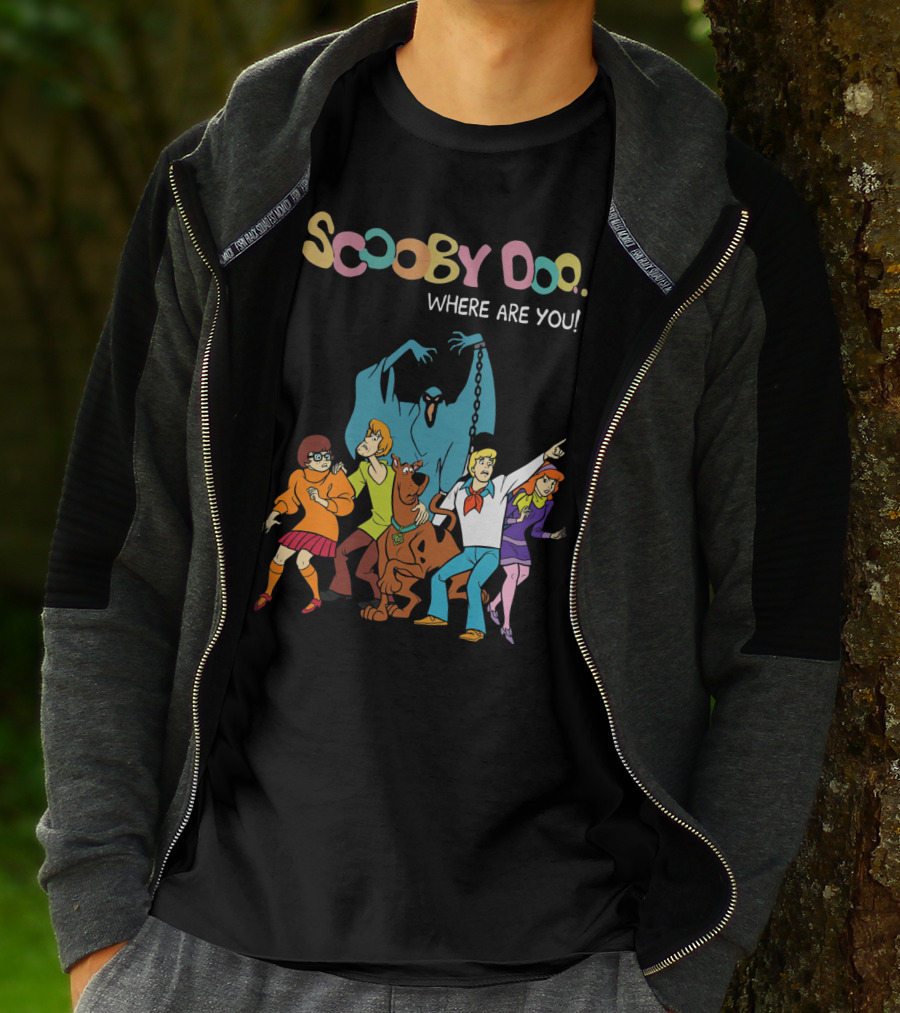 Scooby Doo Where Are You Group And Phantom Scene T-Shirt