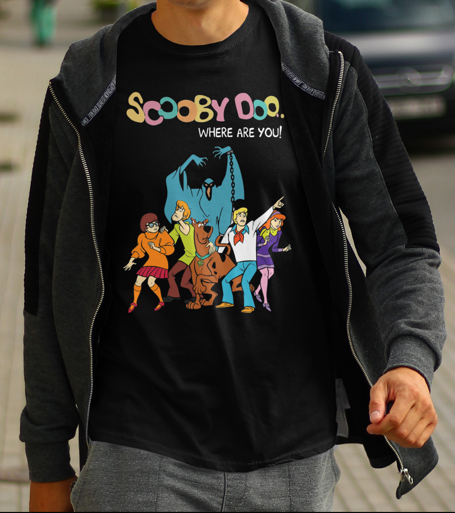 Scooby Doo Where Are You Group And Phantom Scene T-Shirt