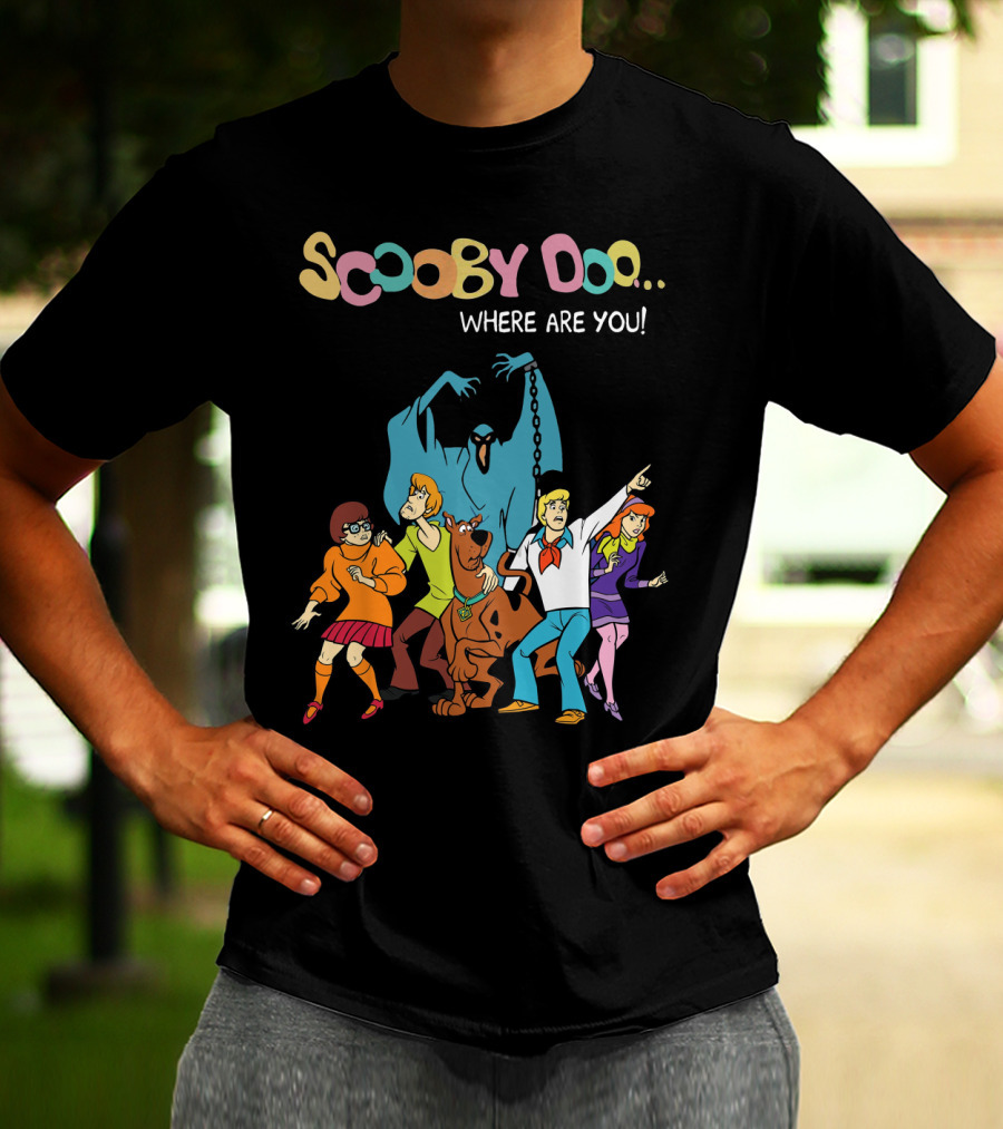 Scooby Doo Where Are You Group And Phantom Scene T-Shirt