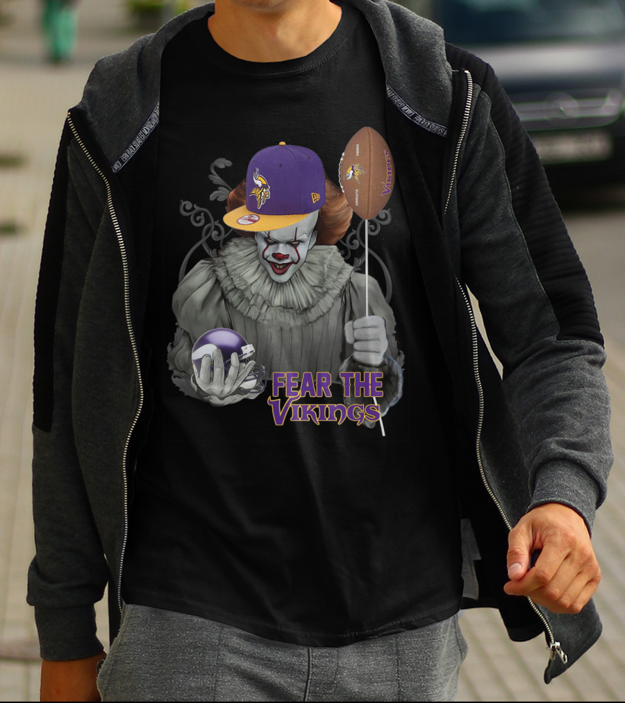 Pennywise Fear The Vikings Minnesota Football Balloon Hat T-Shirt