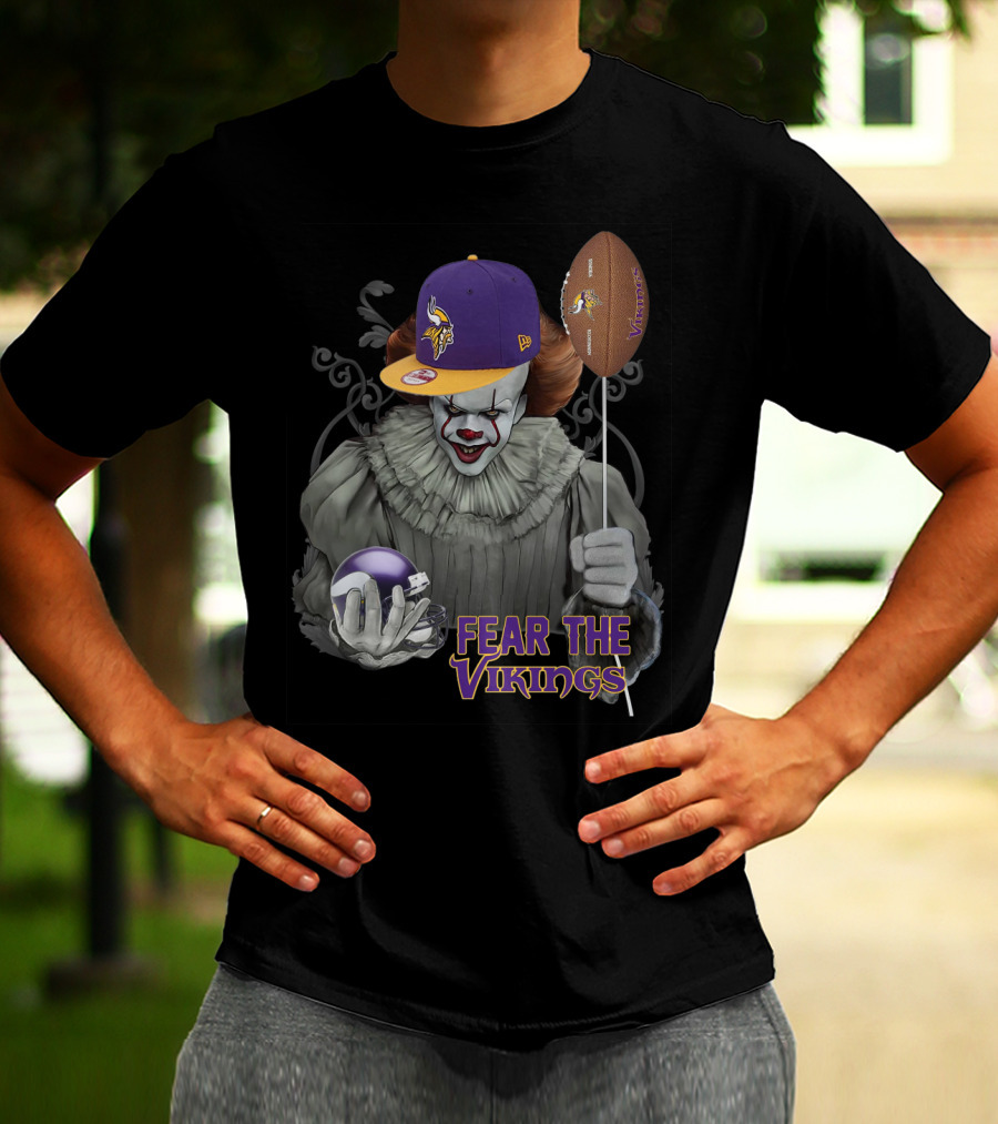 Pennywise Fear The Vikings Minnesota Football Balloon Hat T-Shirt