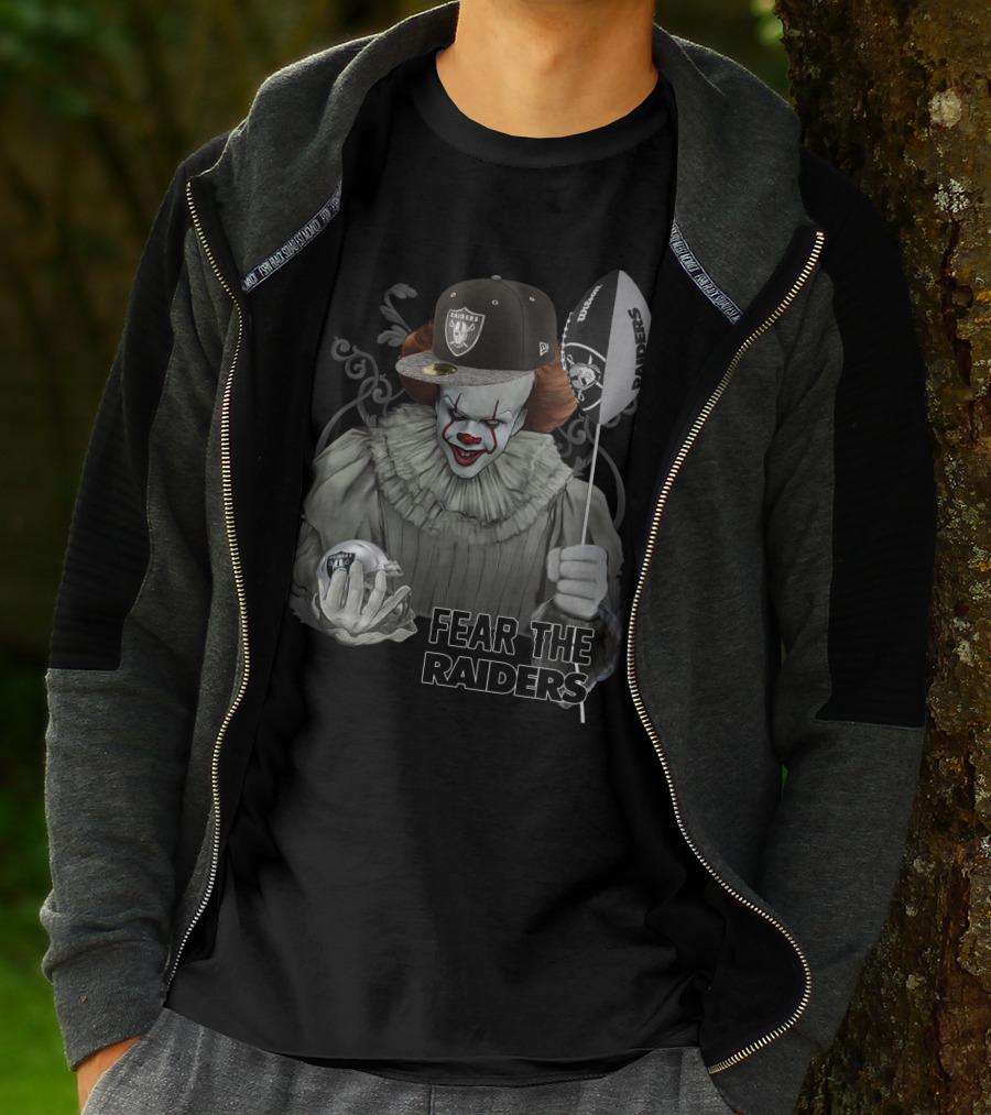 Fear The Raiders Pennywise With Oakland Raiders Hat And Balloon T-Shirt