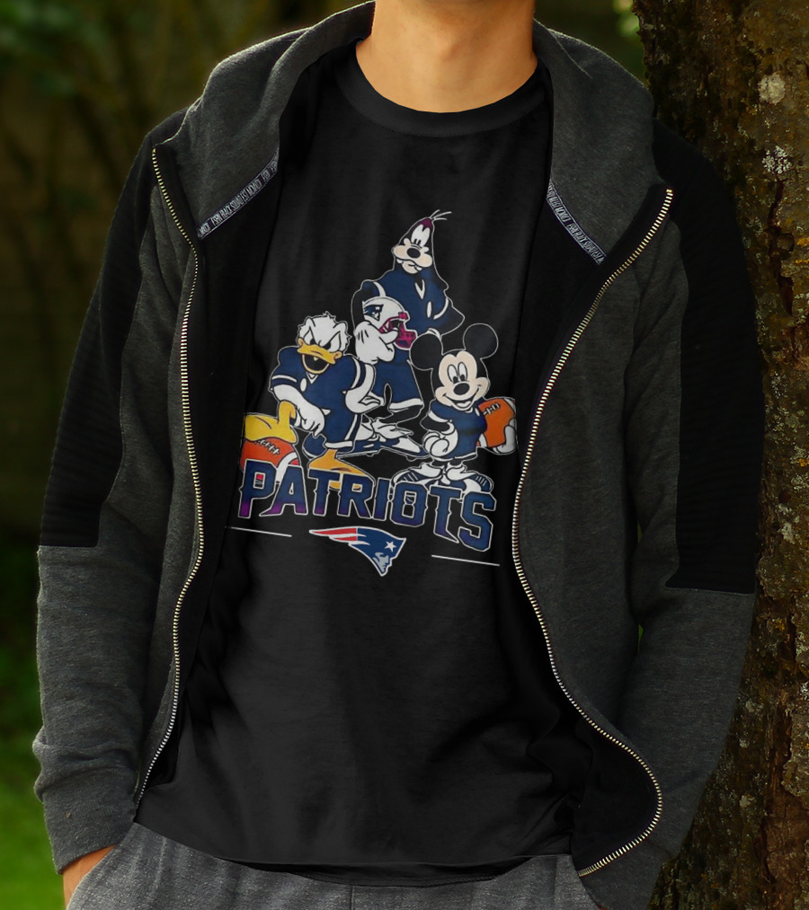 Mickey Mouse Donald Duck Goofy Patriots New England Football Patriots T-Shirt