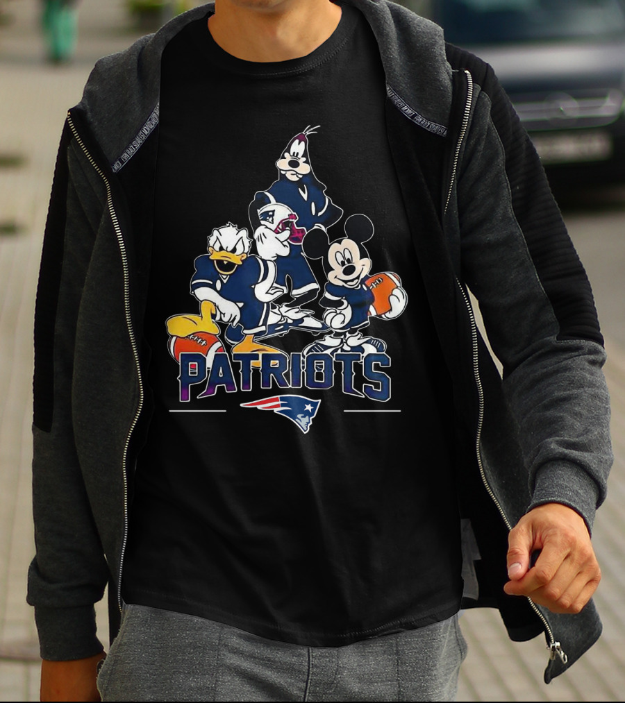 Mickey Mouse Donald Duck Goofy Patriots New England Football Patriots T-Shirt