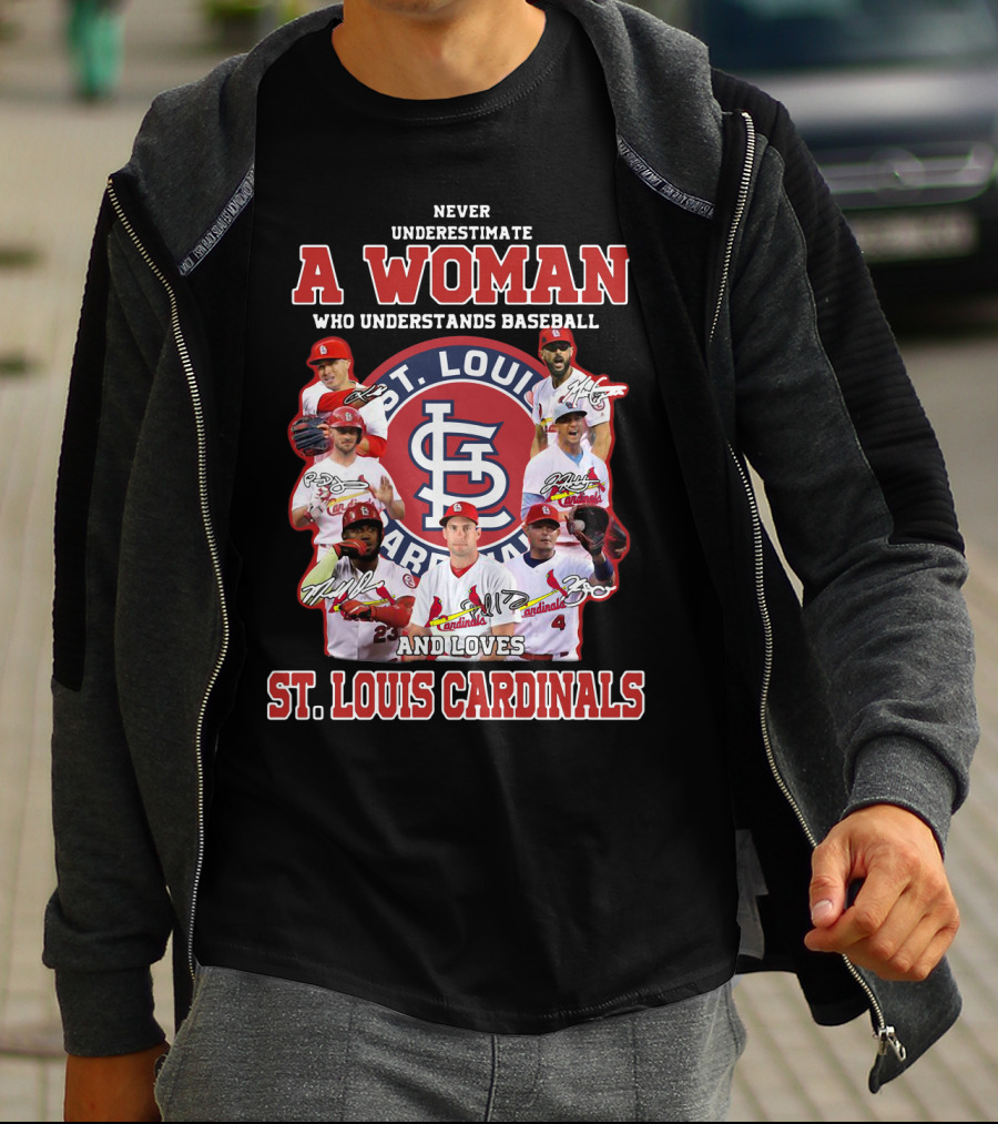 Never Underestimate A Woman Who Understands Baseball And Loves St. Louis Cardinals T-Shirt