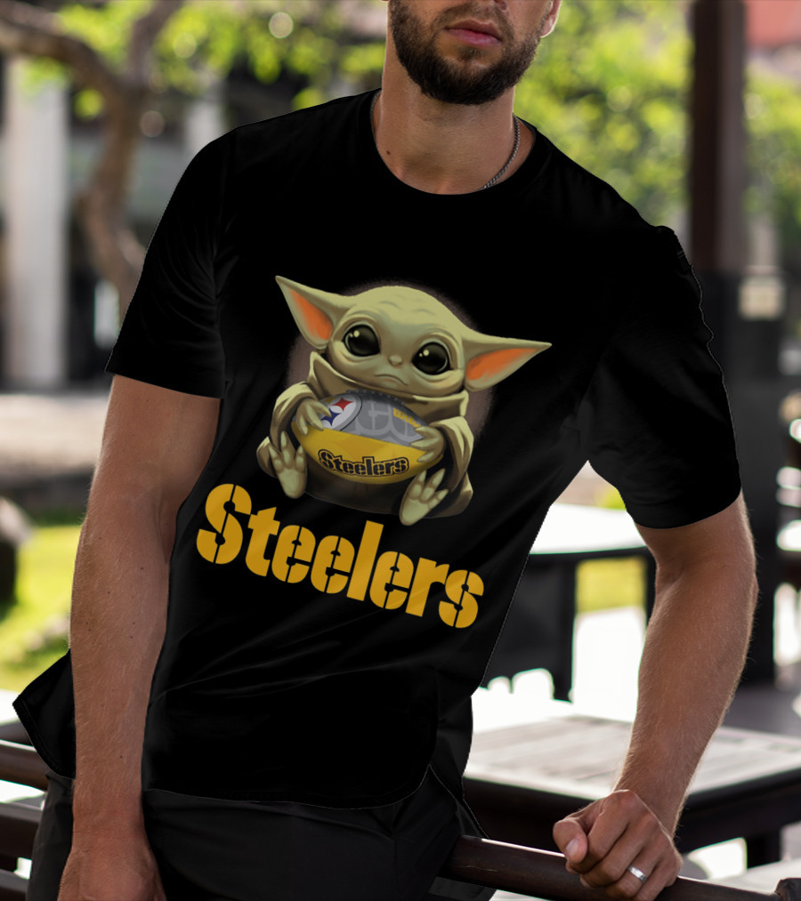 Baby Yoda Steelers Hug Football T-Shirt