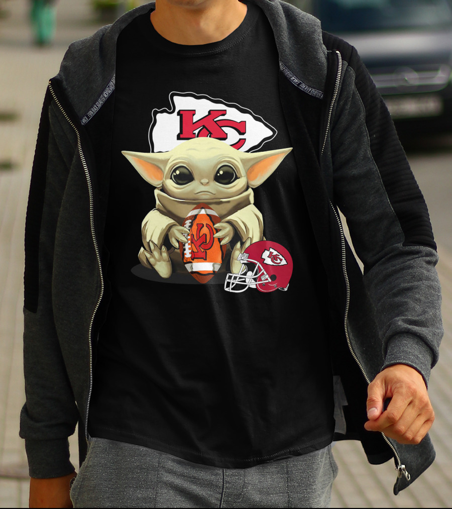 Baby Yoda Kansas City Chiefs Football Helmet T-Shirt