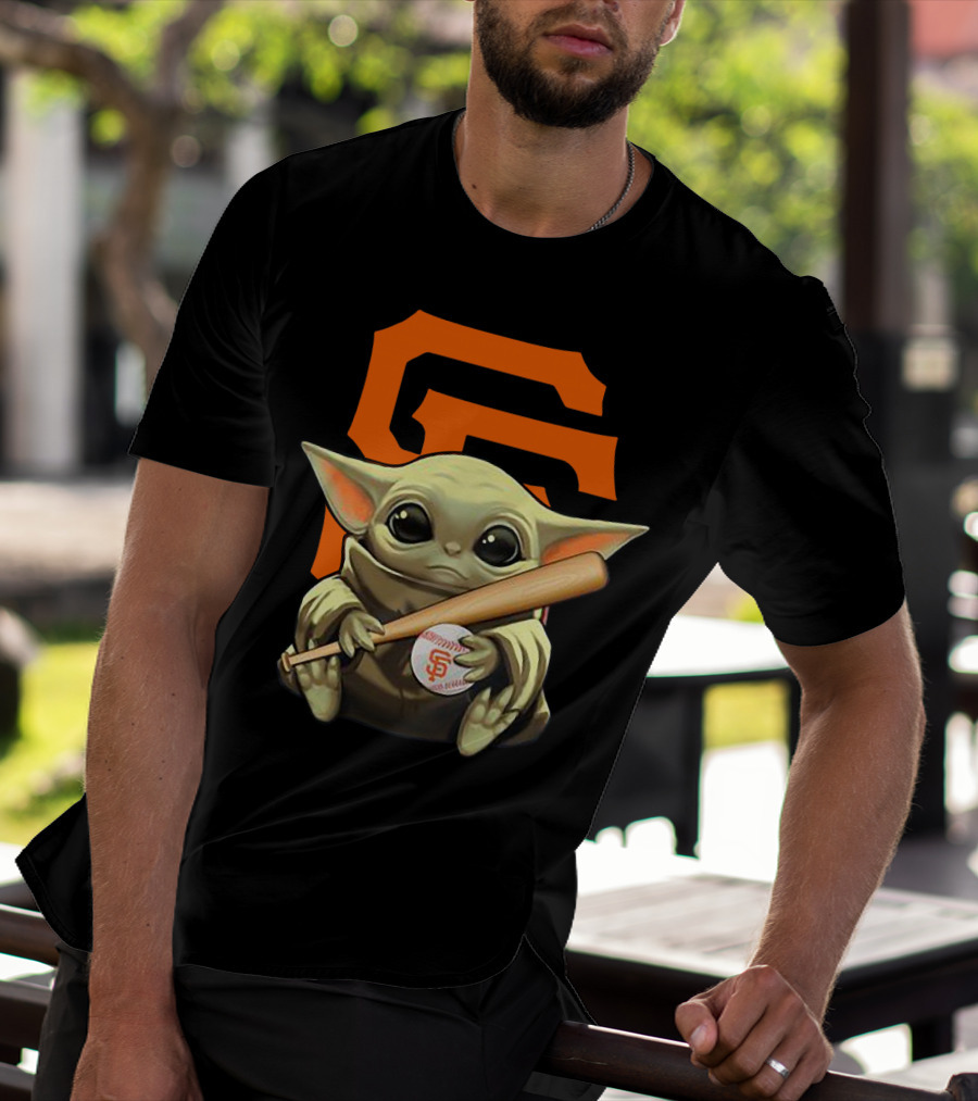 BABY YODA SAN FRANCISCO GIANTS LOGO BASEBALL BAT AND BALL T-Shirt