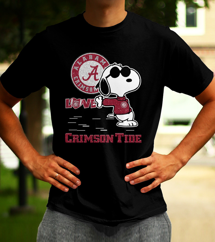 Snoopy Crimson Tide Alabama Love T-Shirt