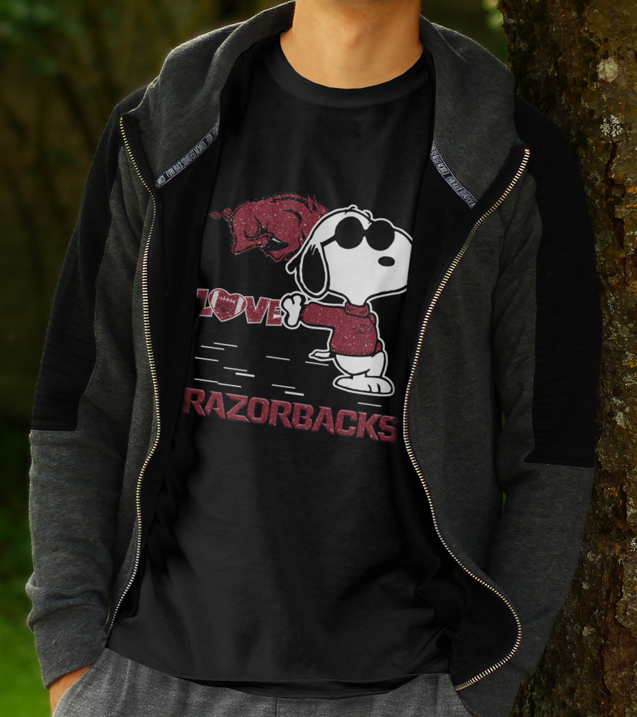 Snoopy Love Razorbacks Arkansas T-Shirt