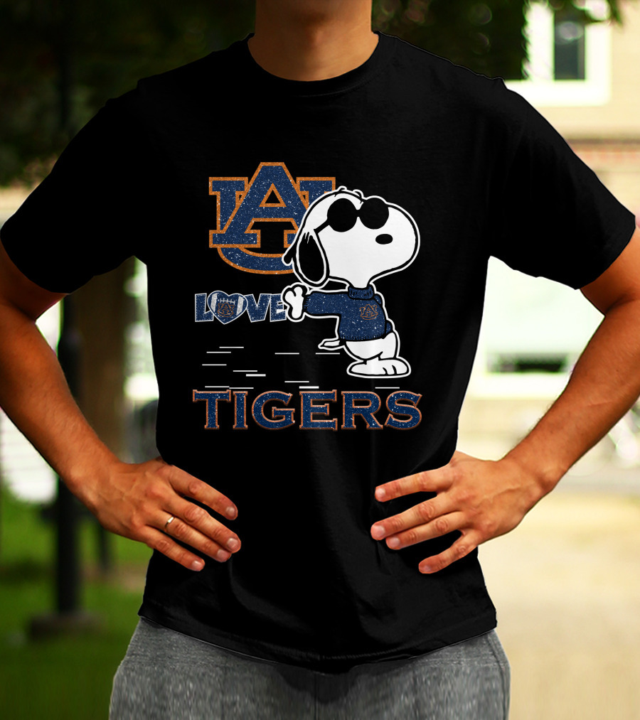 Snoopy Auburn Tigers Love T-Shirt